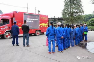 武宣消防大隊(duì)深入杰新林產(chǎn)化工廠開(kāi)展消防安全宣傳